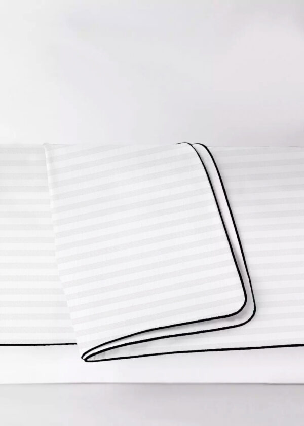 Poszwa adamaszkowa SAN ANTONIO biała z lamówką