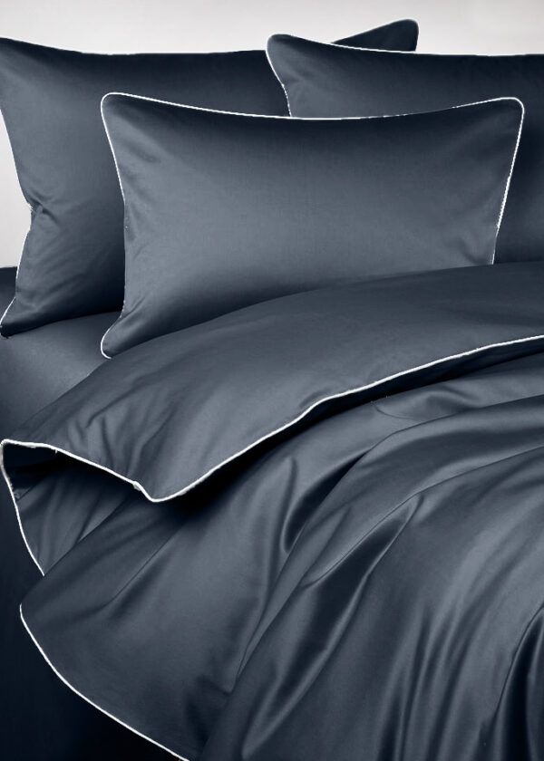Pościel satynowa SAN ANTONIO - antracytowy z białą lamówką