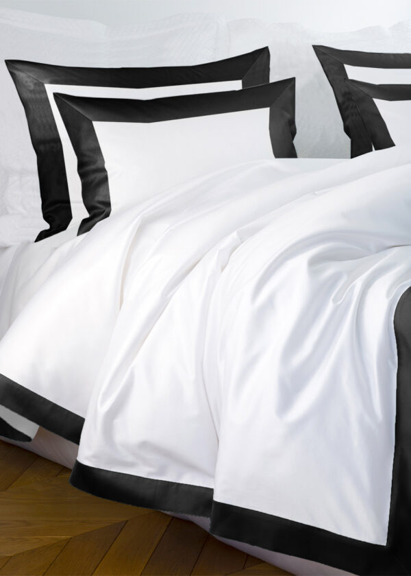 Pościel PARIS - biała z czarnym