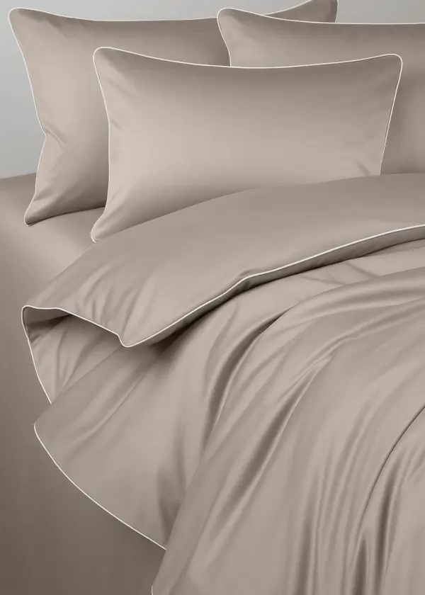 Pościel satynowa SAN ANTONIO - latte beż z białą lamówką