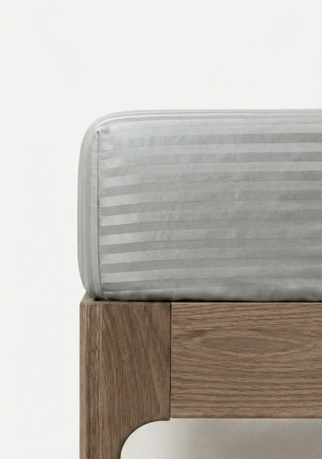 Prześcieradło adamaszkowe szary jasny z gumką