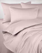 Pościel satynowa SAN ANTONIO - powder pink z białą lamówką