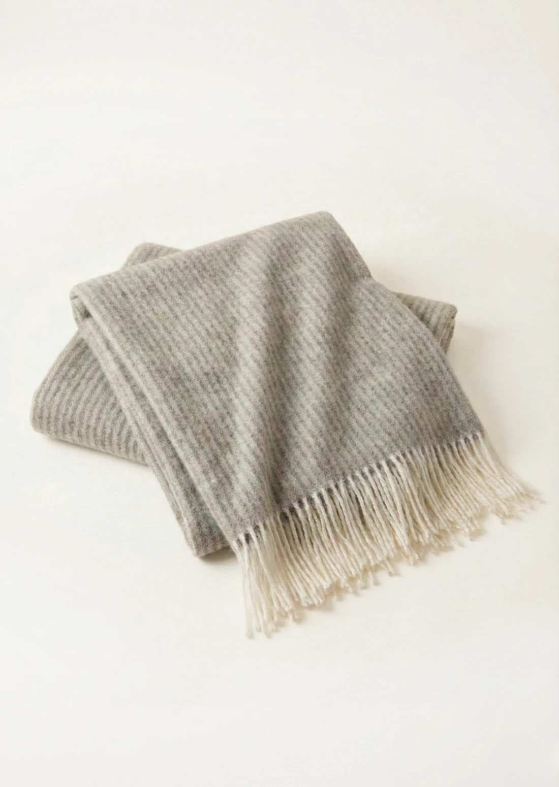 Koc ANDORA STRIPE wełniano-kaszmirowy z frędzlami - jasny beż - 140 x 200