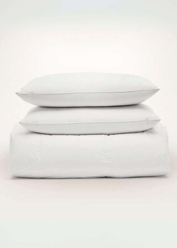 Zestaw poduszki i kołdry puchowej alternatywy